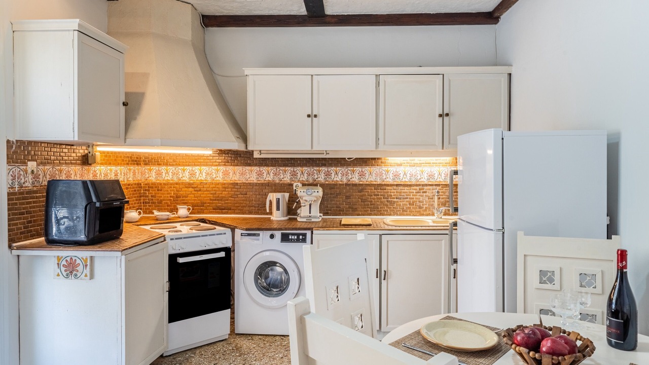 Photo of Kitchen in Dafnata