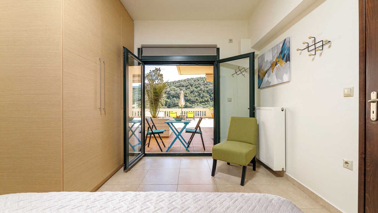 Photo of Bedroom in Stalos