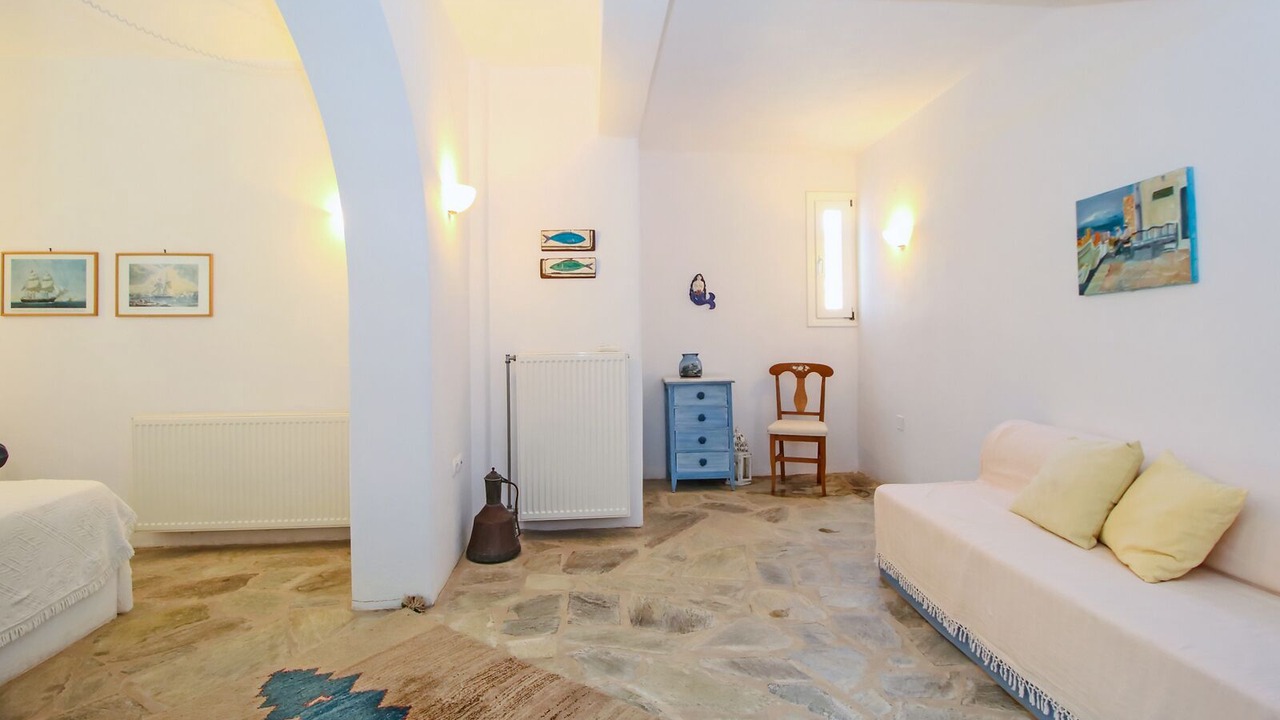 Photo of Livingroom in Paros
