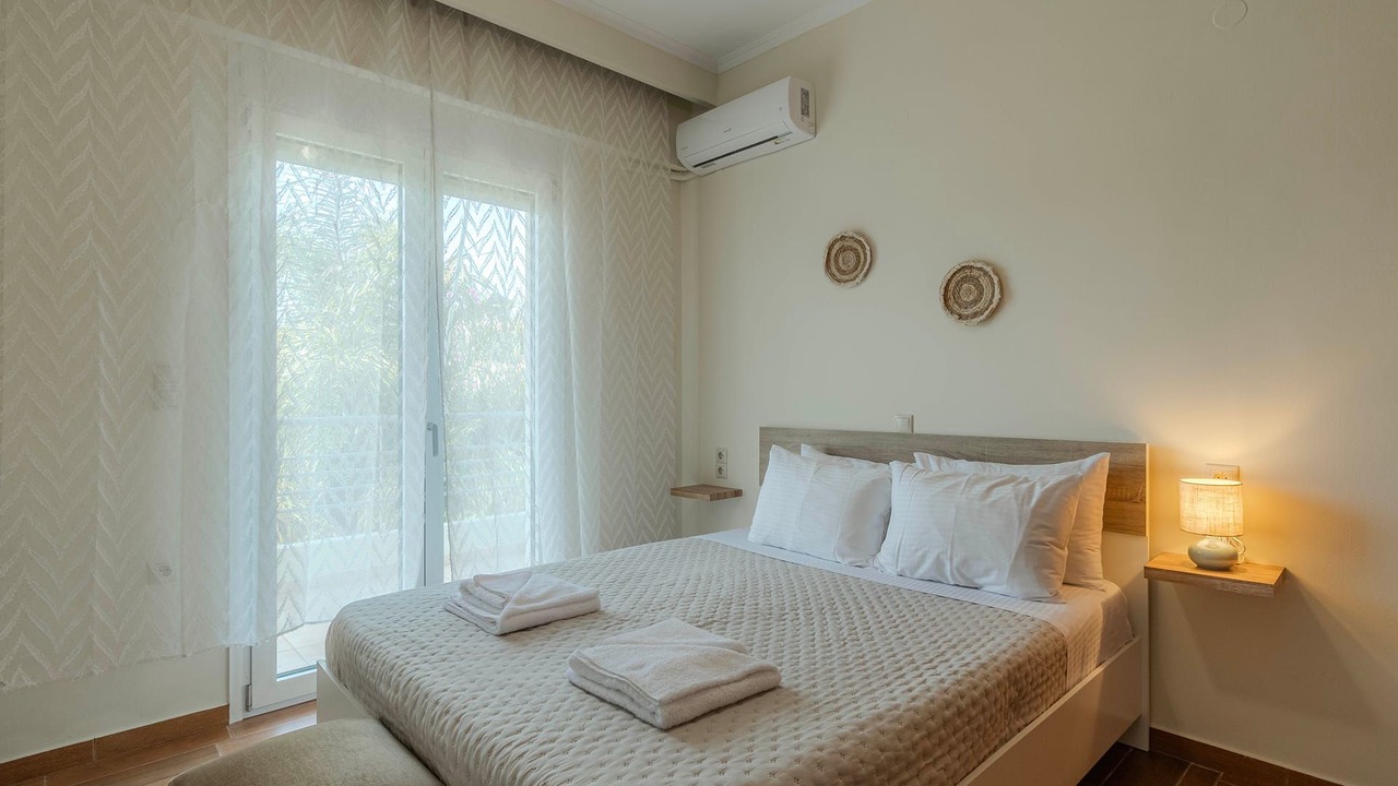Photo of Bedroom in Kato Galatas