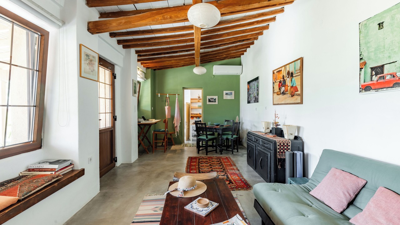 Photo of Livingroom in Parasporos