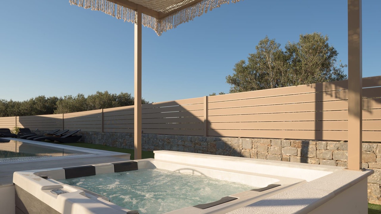 Photo of Patio Balcony in Skotino