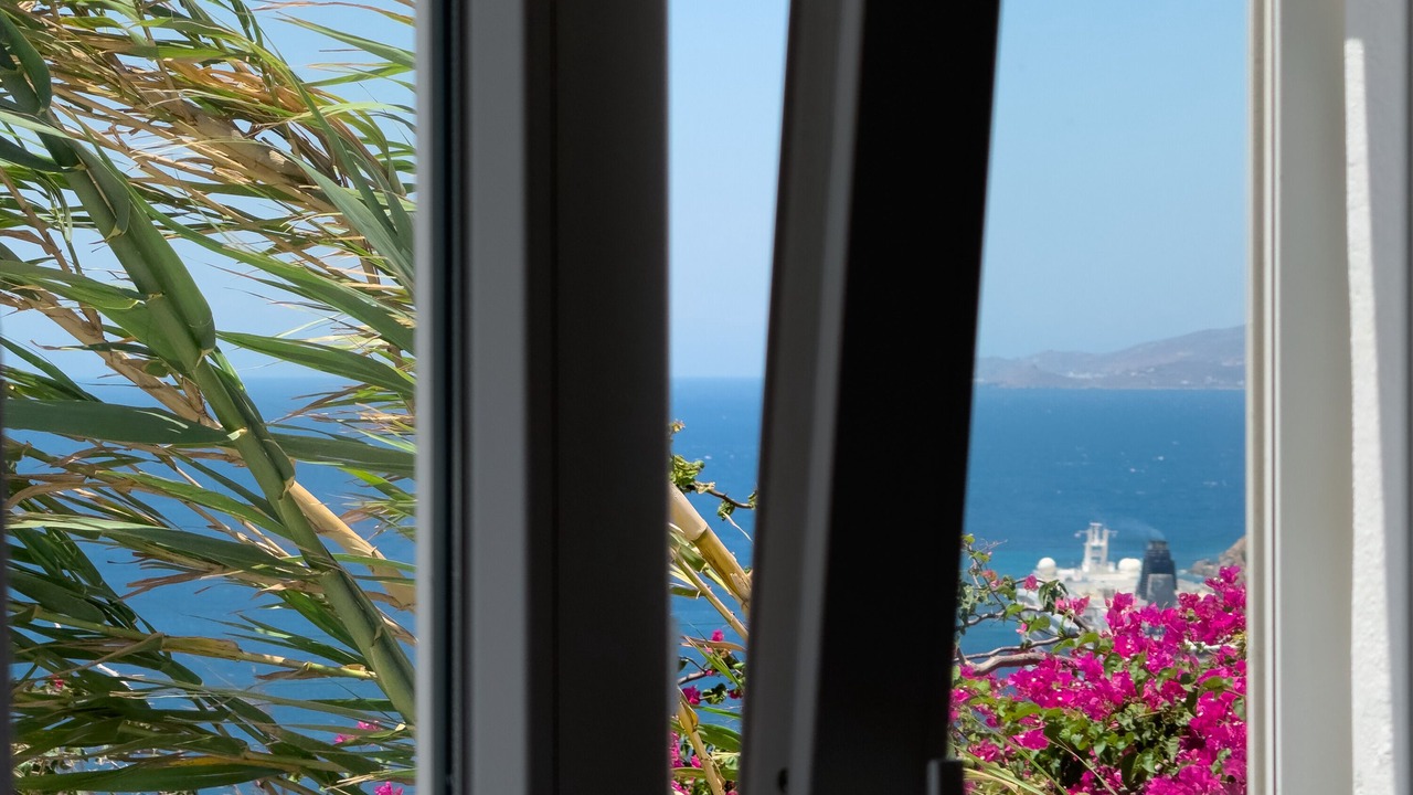 Photo of Bedroom in Tourlos