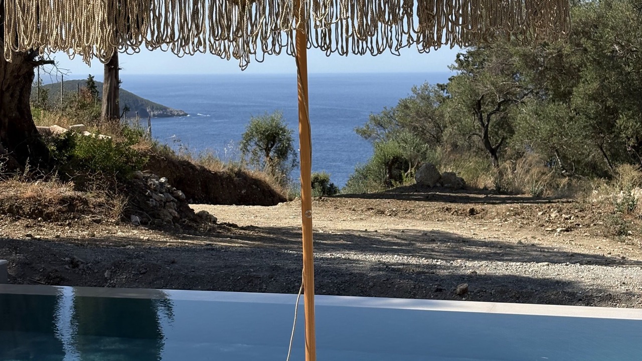 Photo of Outdoor in Lakones
