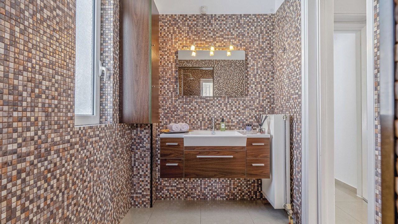 Photo of Bathroom in Saronida