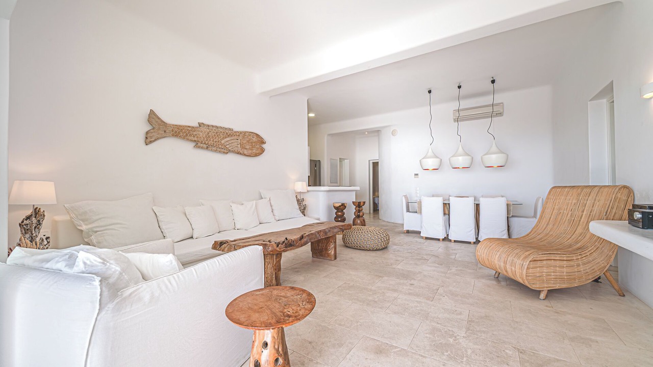 Photo of Livingroom in Faros Armenistis