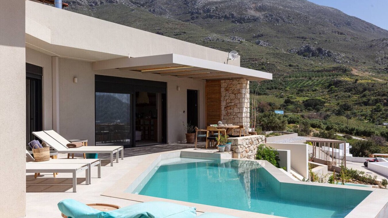 Photo of Outdoor in Mariou