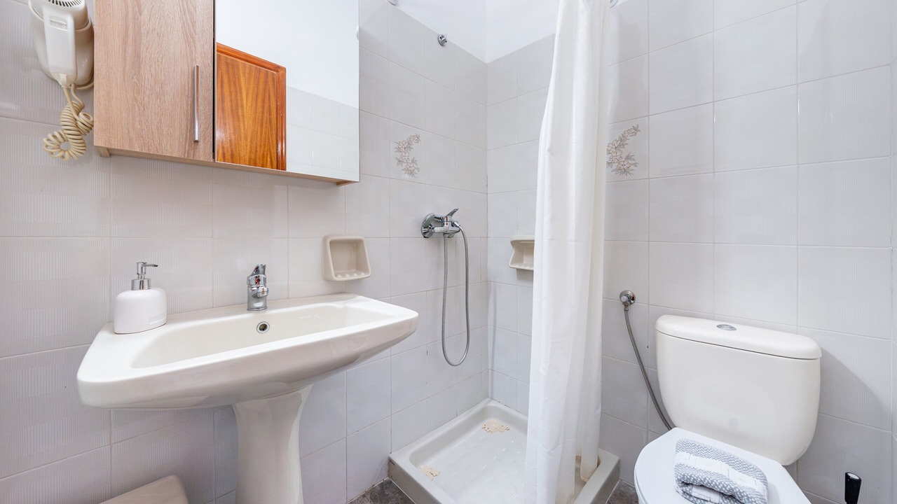 Photo of Bathroom in Benitses