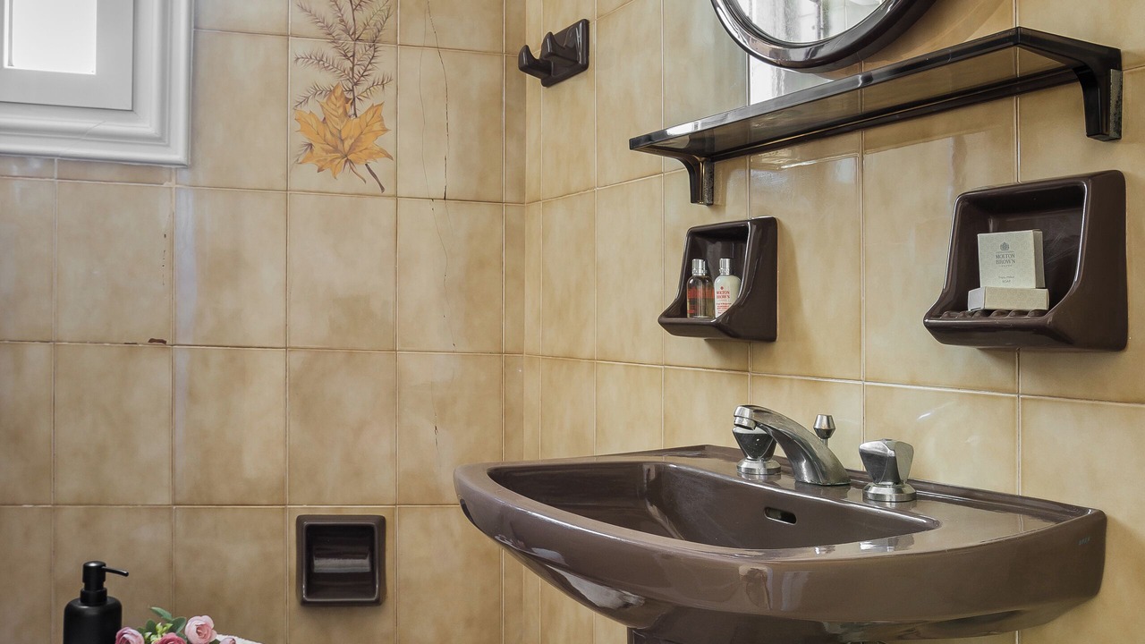 Photo of Bathroom in Lassi