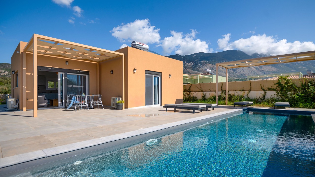 Photo of Outdoor in Karavados