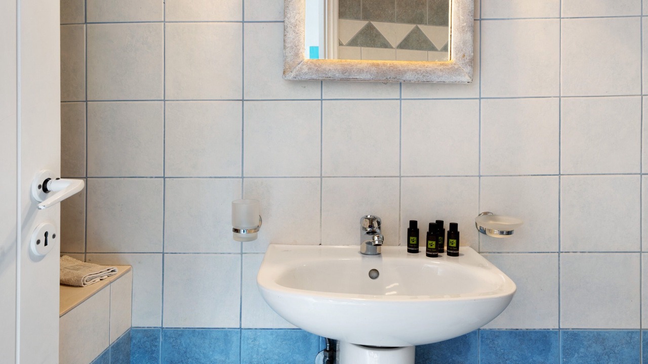 Photo of Bathroom in Kea