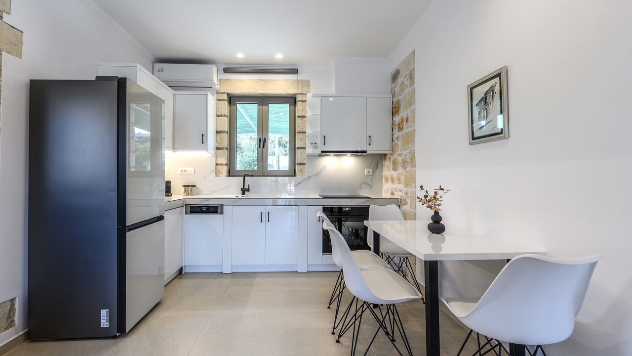 Photo of Kitchen in Geropotamos