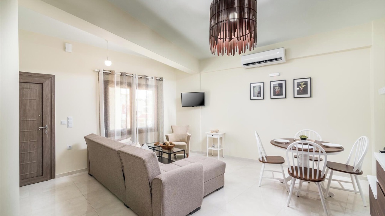 Photo of Livingroom in Petrokefalion