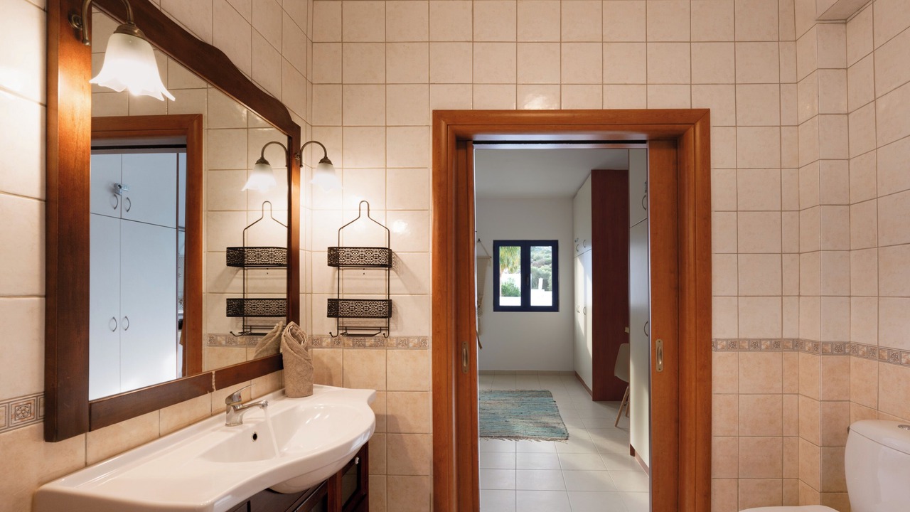 Photo of Bathroom in Adele