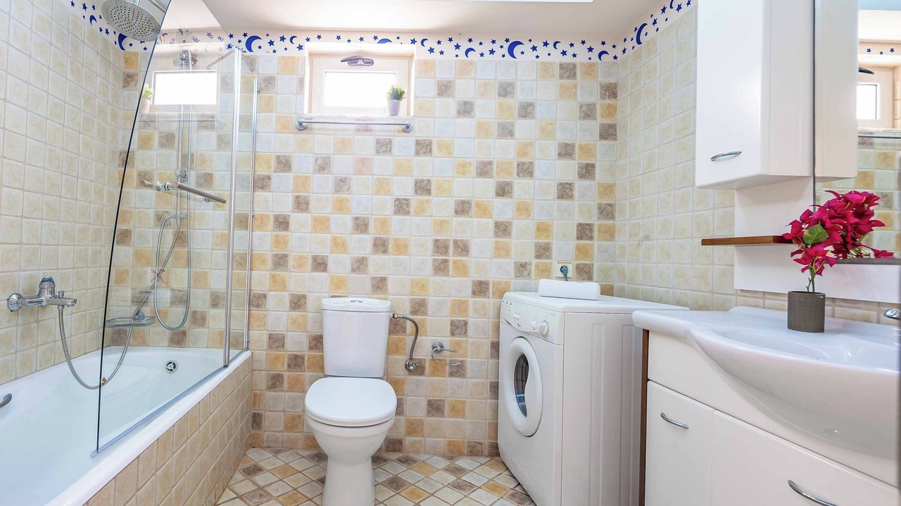 Photo of Bathroom in Agios Nikolaos