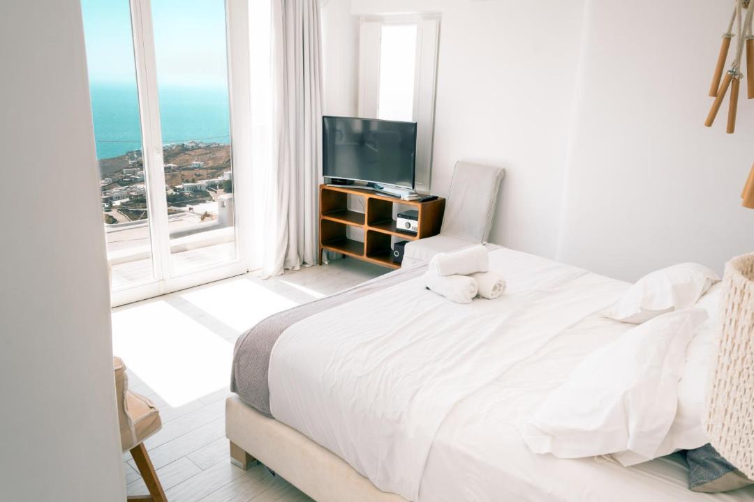 Photo of Bedroom in Faros Armenistis