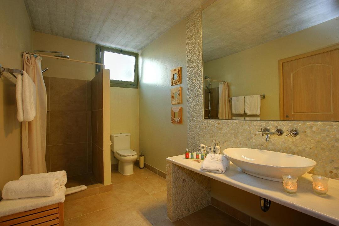 Photo of Bathroom in Karavados