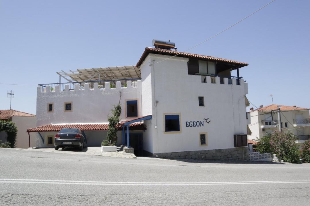 Photo of Buildings in Neos Marmaras