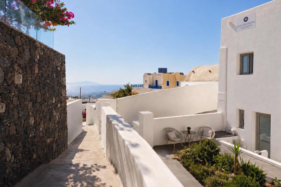 Photo of Others in Fira