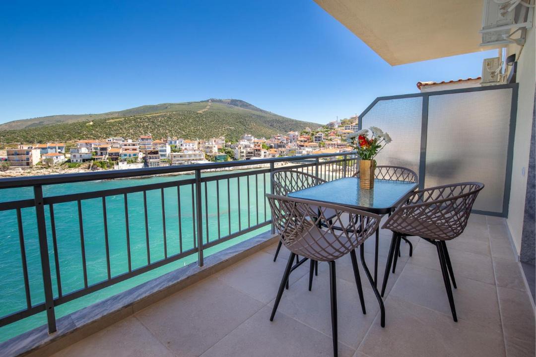 Photo of Patio Balcony in Skala Marion