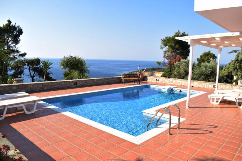 Photo of Others in Alonissos