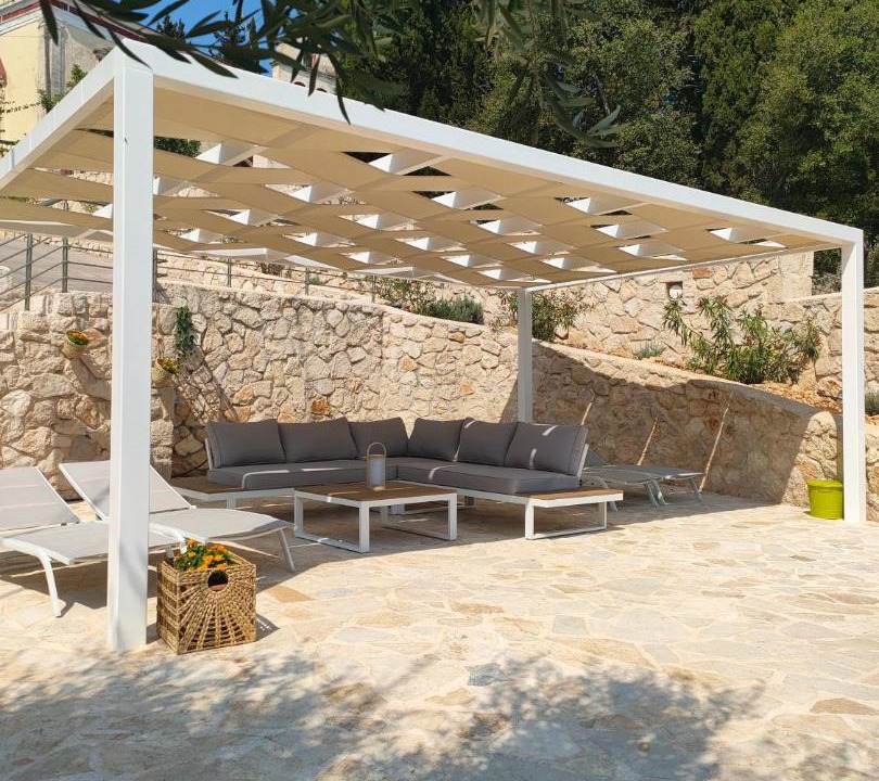 Photo of Others in Tselendata