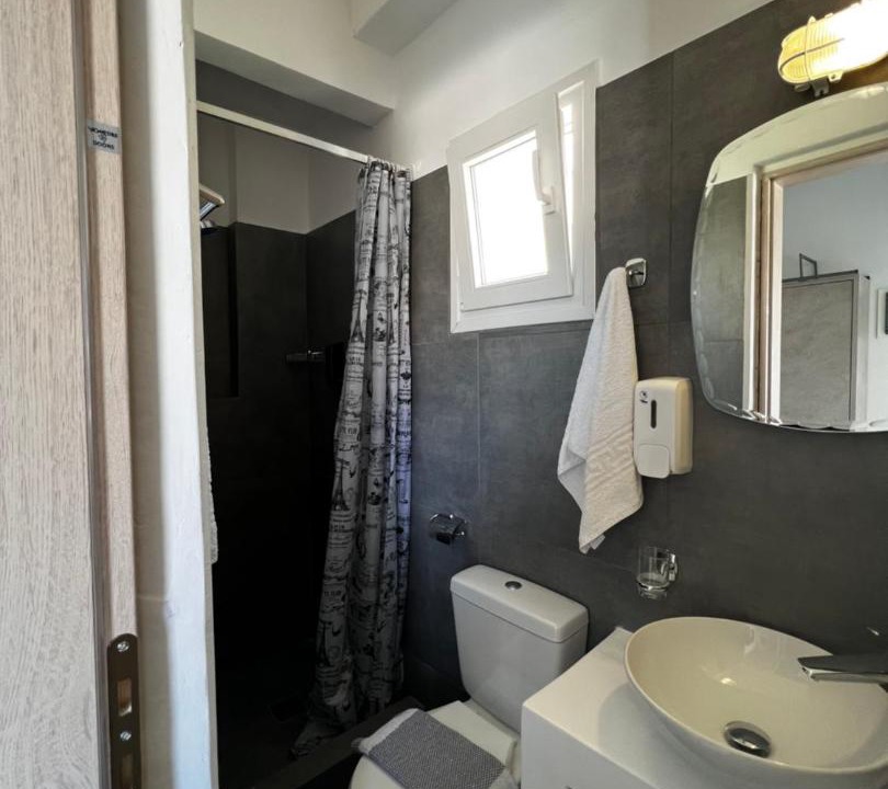 Photo of Bathroom in Ios Town