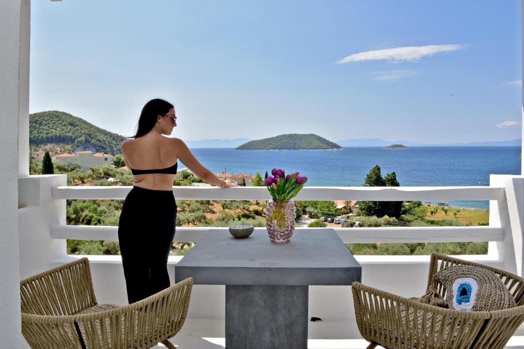 Photo of Others in Elios