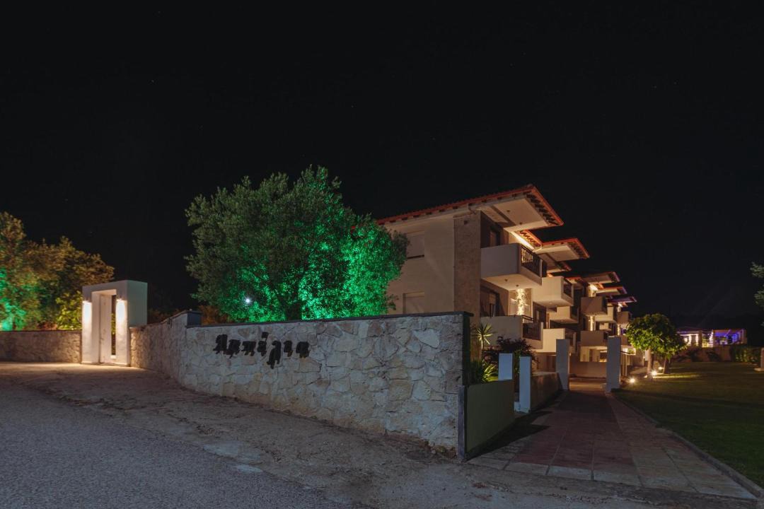 Photo of Others in Haniotis