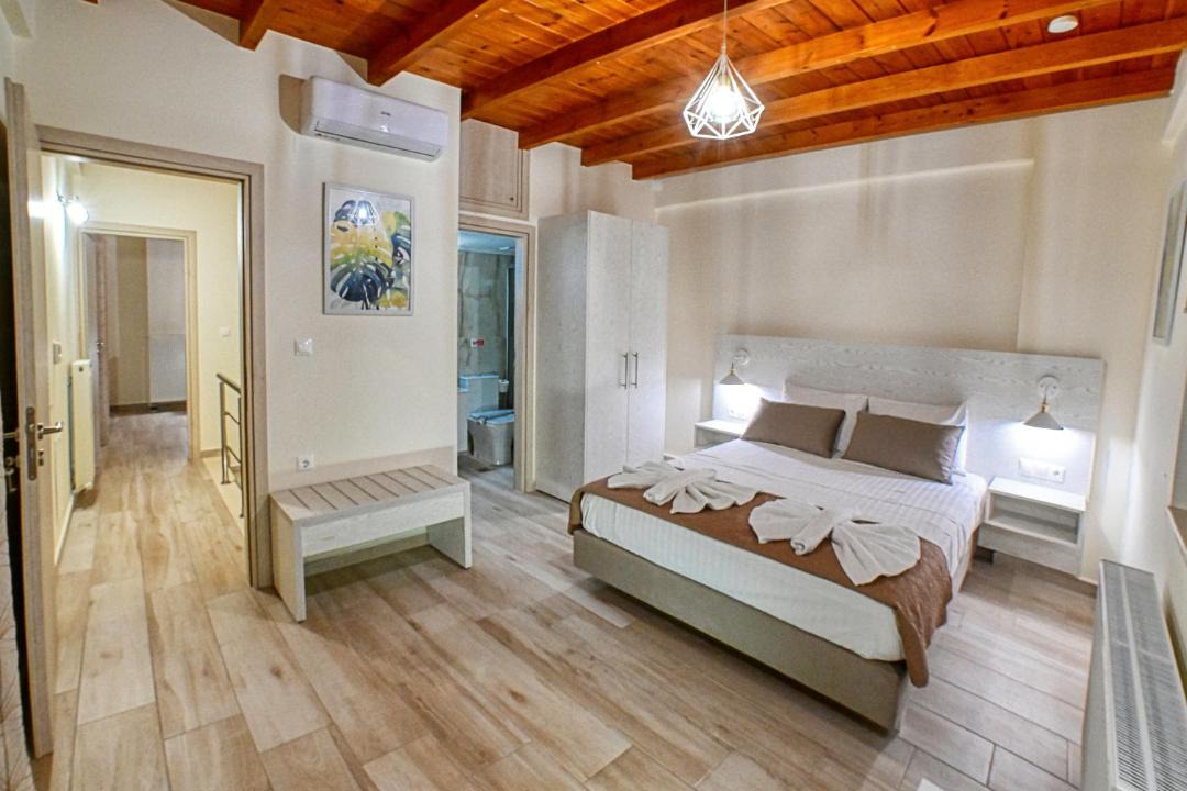 Photo of Bedroom in Karefiliana
