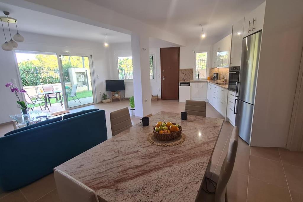 Photo of Livingroom in Skala Oropou