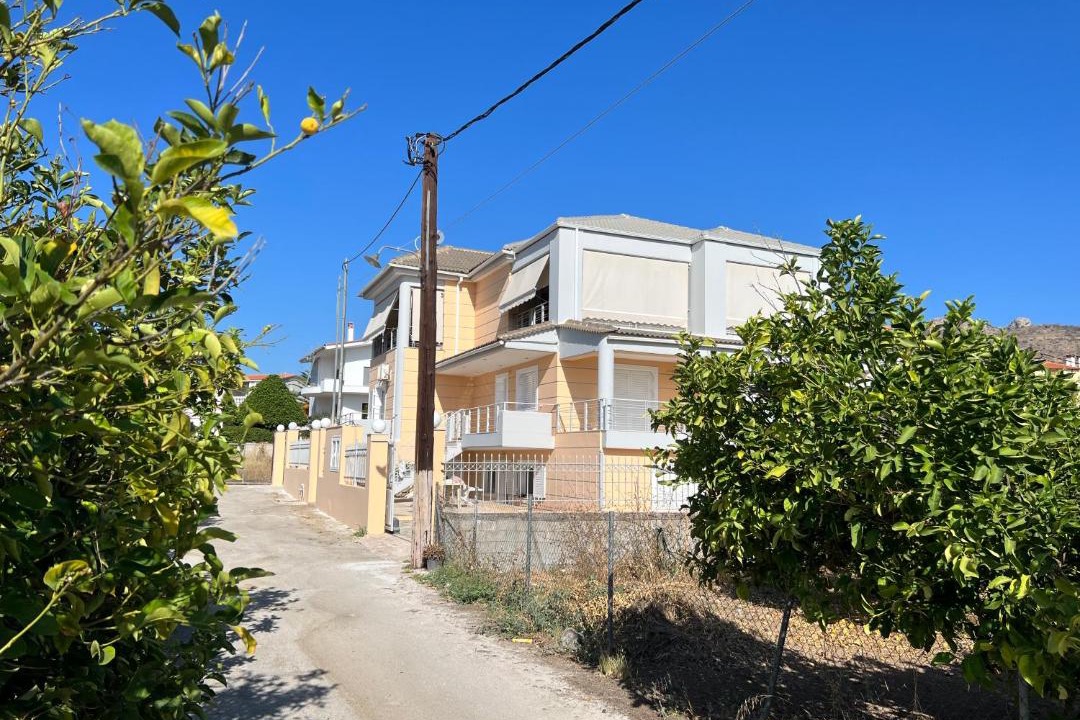 Photo of Others in Loutra Oraias Elenis