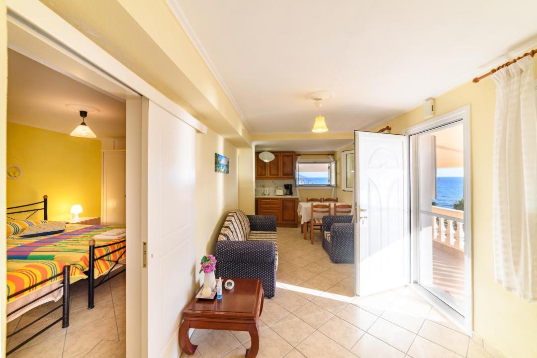 Photo of Livingroom in Sinarades