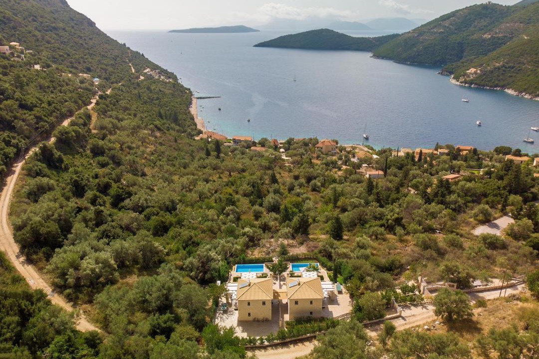 Photo of Others in Mikros Gialos