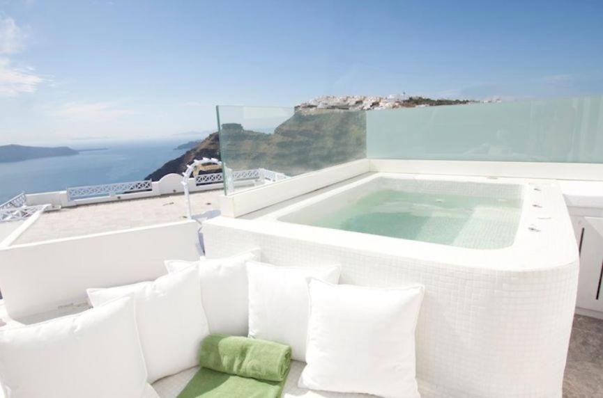Photo of Others in Fira
