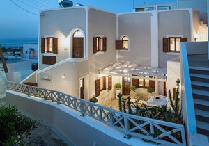 Suite Home Santorini in Santorini