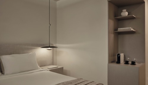 Basement Level Double Room with Window