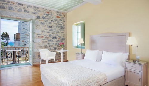 Superior Room with Sea/Side Sea View