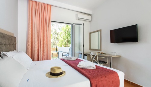 Economy Double or Twin Room
