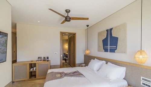 Ammos Sea View Hot Tub Suite