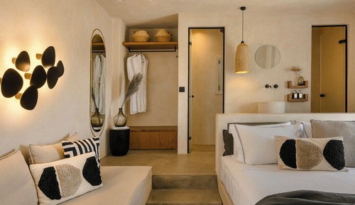 Junior Studio Suite