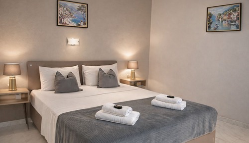 Standard Suite