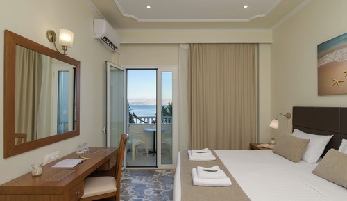 Standard Double or Twin Room, Ground floor With Sea View