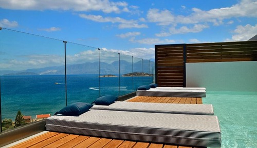 Panorama Junior Suite Sea view Shared Pool