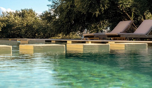 Serenity Junior Suite Garden view Shared Pool