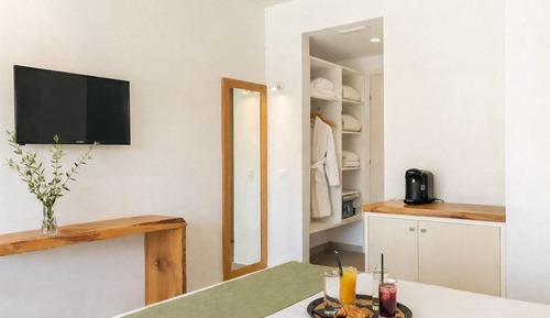 Standard Sea View Room