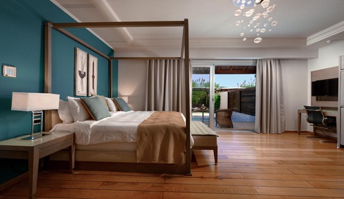 Premium Suite with Private Pool