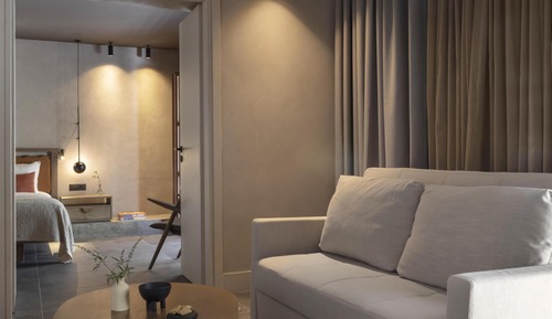 Tropical Bungalow Suite