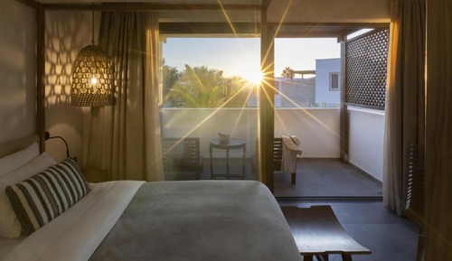 Tropical Zen Bungalow Suite