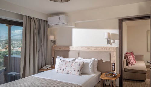 Luxury Two Bedroom Suite Sea View Outdoor Jacuzzi